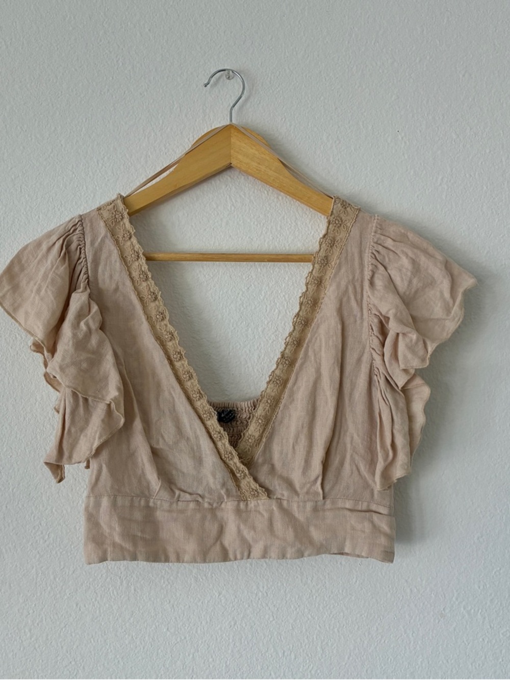 Zara Blush Lace-Trim Ruffle Sleeve Crop Top